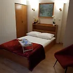 Dom Pod Jeleniem 3*