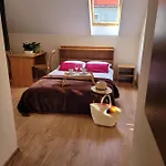 Dom Pod Jeleniem Vendégház