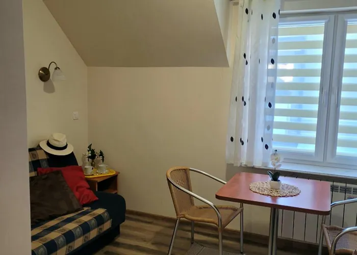 Dom Pod Jeleniem Gasthof Leba